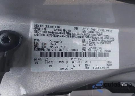 2016 Ford Focus Titanium z USA, uszkodzony, nr VIN 1FADP3N25GL250227